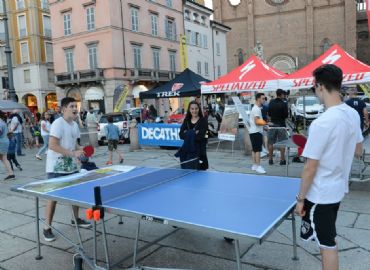 PING PONG E STREET VOLLEY IN PIAZZA DUOMO