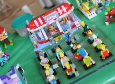 VENERDì MATTONCINI: FESTA LEGO CON AREE GIOCO ED ESPOSIZIONI